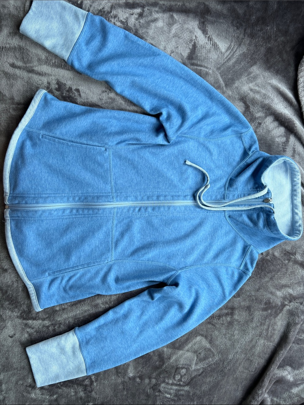Tommy Bahama Light Blue Ribbed Cuff Sweatshirt
